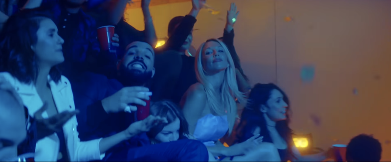 Illustration for article titled Drake Reminds Us Everyone From Degrassi Is Smoking Hot Now